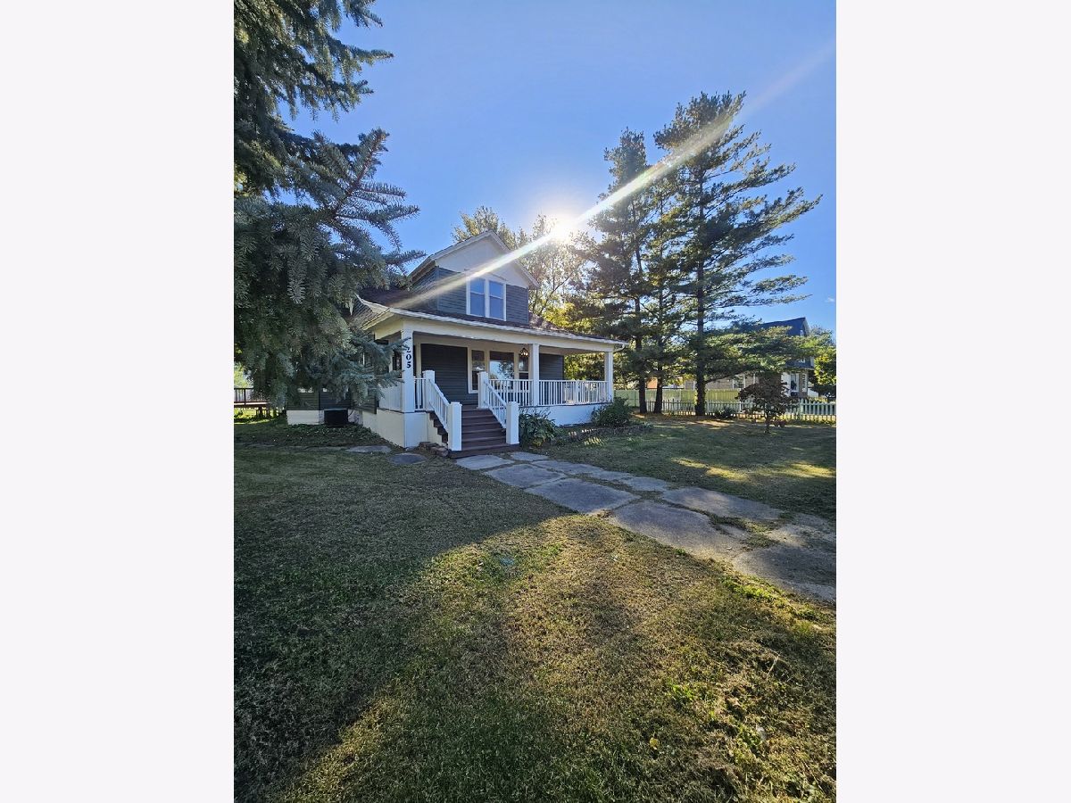  For Sale Leland Illinois, 205 North Street