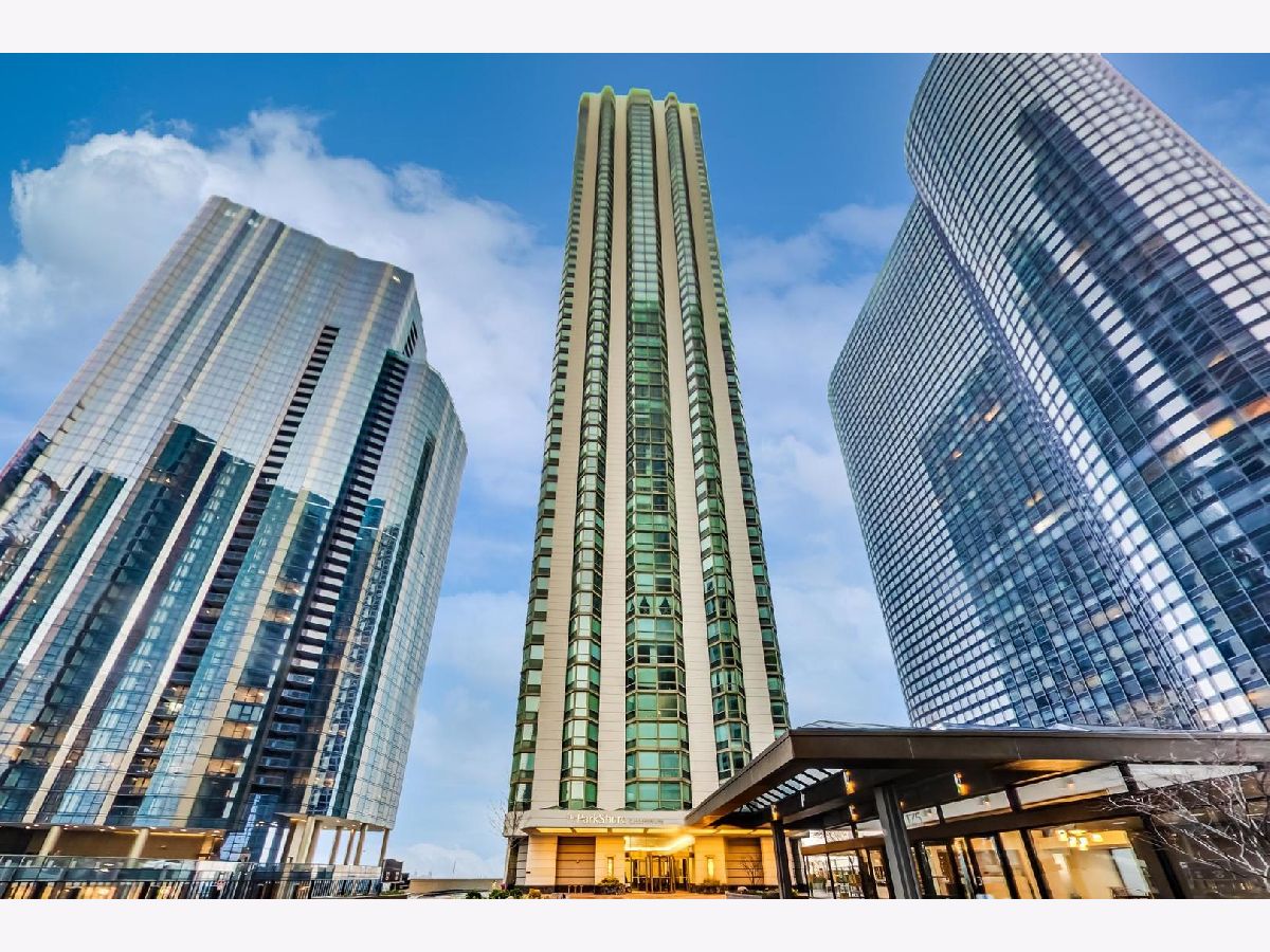  For Sale Chicago Illinois, 195 Harbor Drive