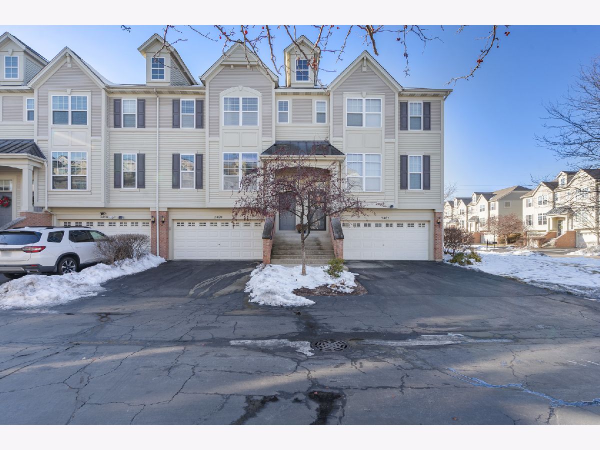 Townhomes Rented Yorkshire Square Aurora Illinois, 3460 Bradbury