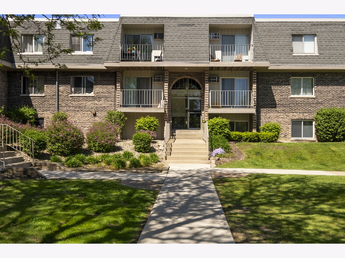  For Rent Prospect Heights Illinois, 838 Mcintosh