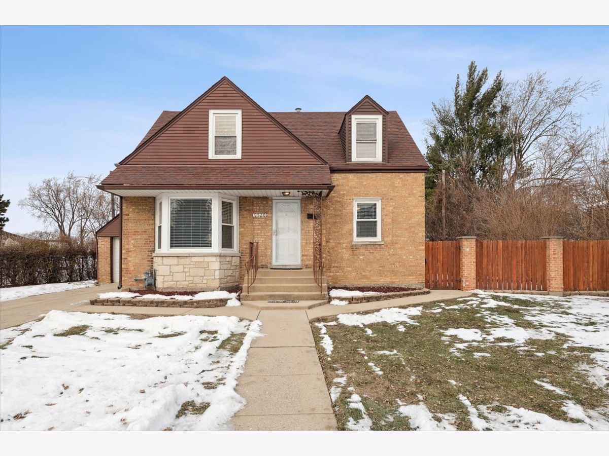  Sold Franklin Park Illinois, 9520 Britta