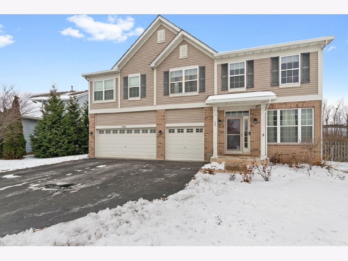  For Sale Hampshire Illinois, 2561 Hennig Road