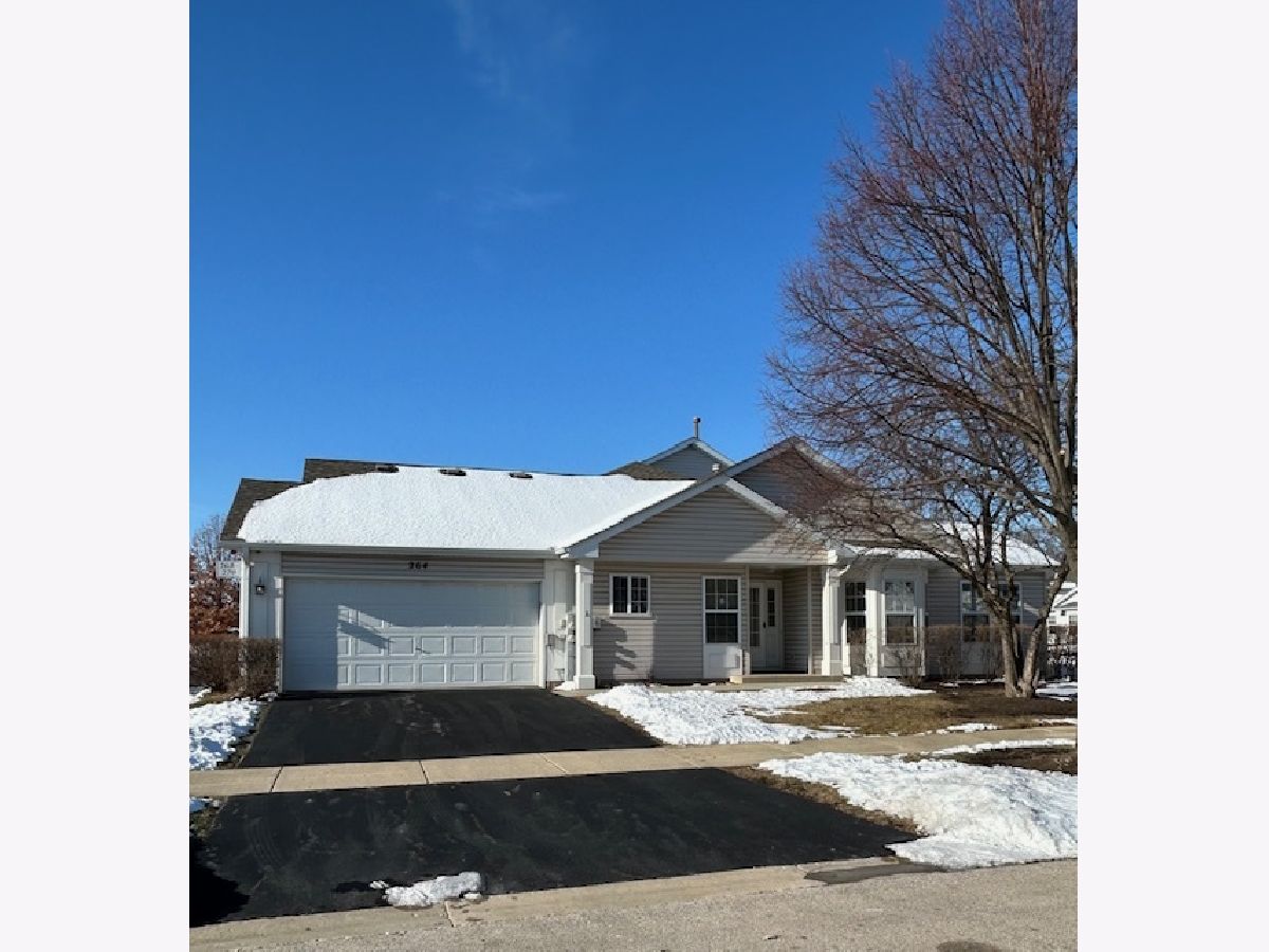  For Sale North Aurora Illinois, 264 Kathryn Lane