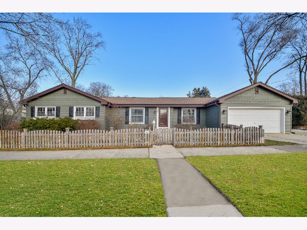  For Rent Wheaton Illinois, 1521 Childs