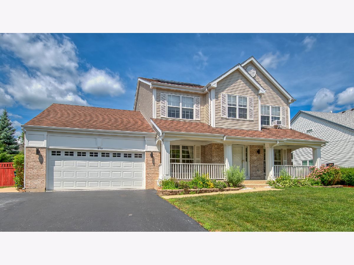 Homes For Sale Ravinia Woods Gurnee Illinois, 1094 Vista Drive