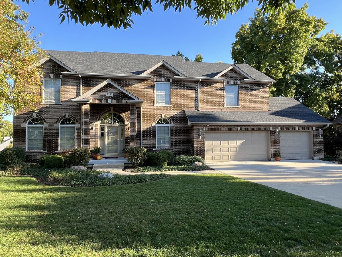  For Sale West Dundee Illinois, 1345 Westley Lane