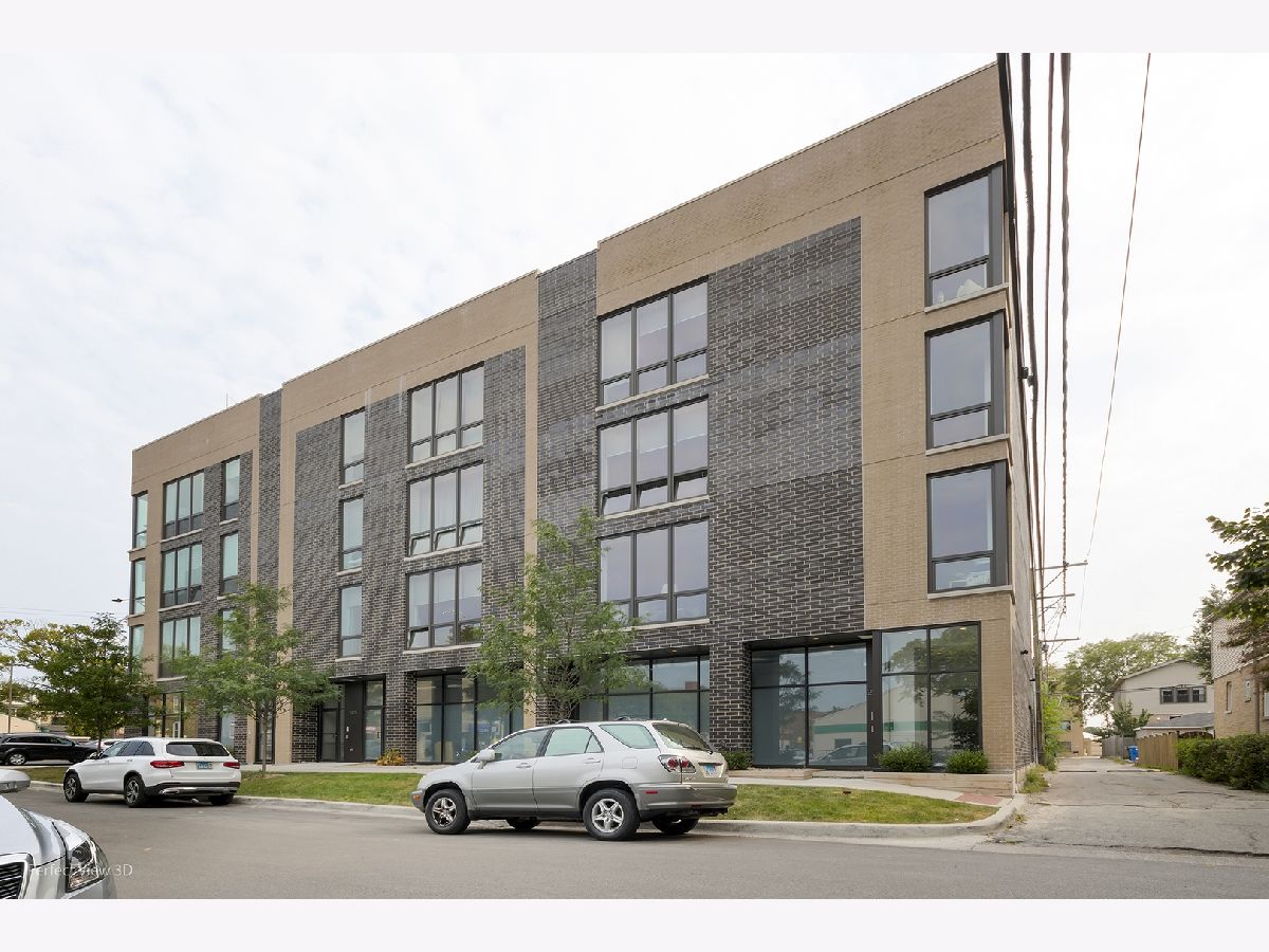  Rented Chicago Illinois, 2409 Berenice