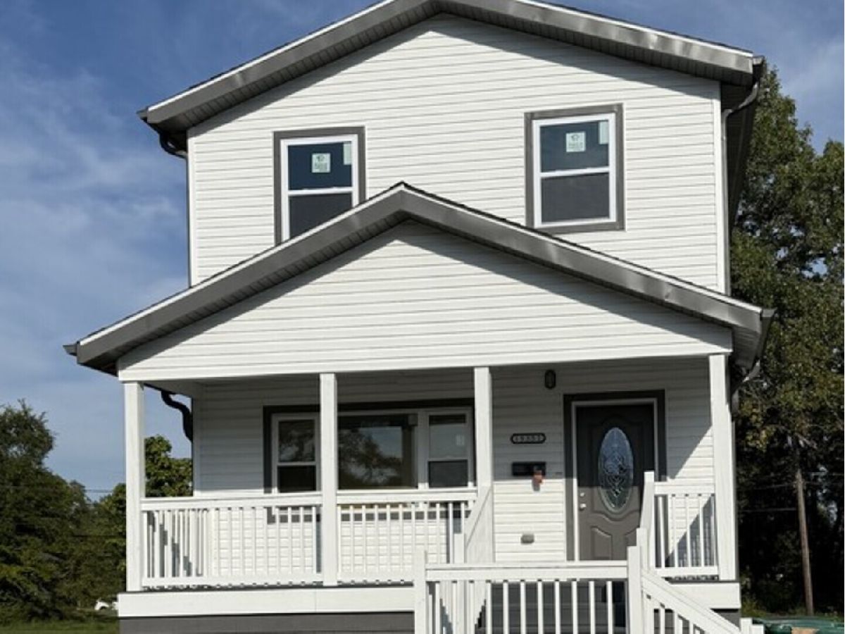  For Sale Harvey Illinois, 15351 3rd Avenue