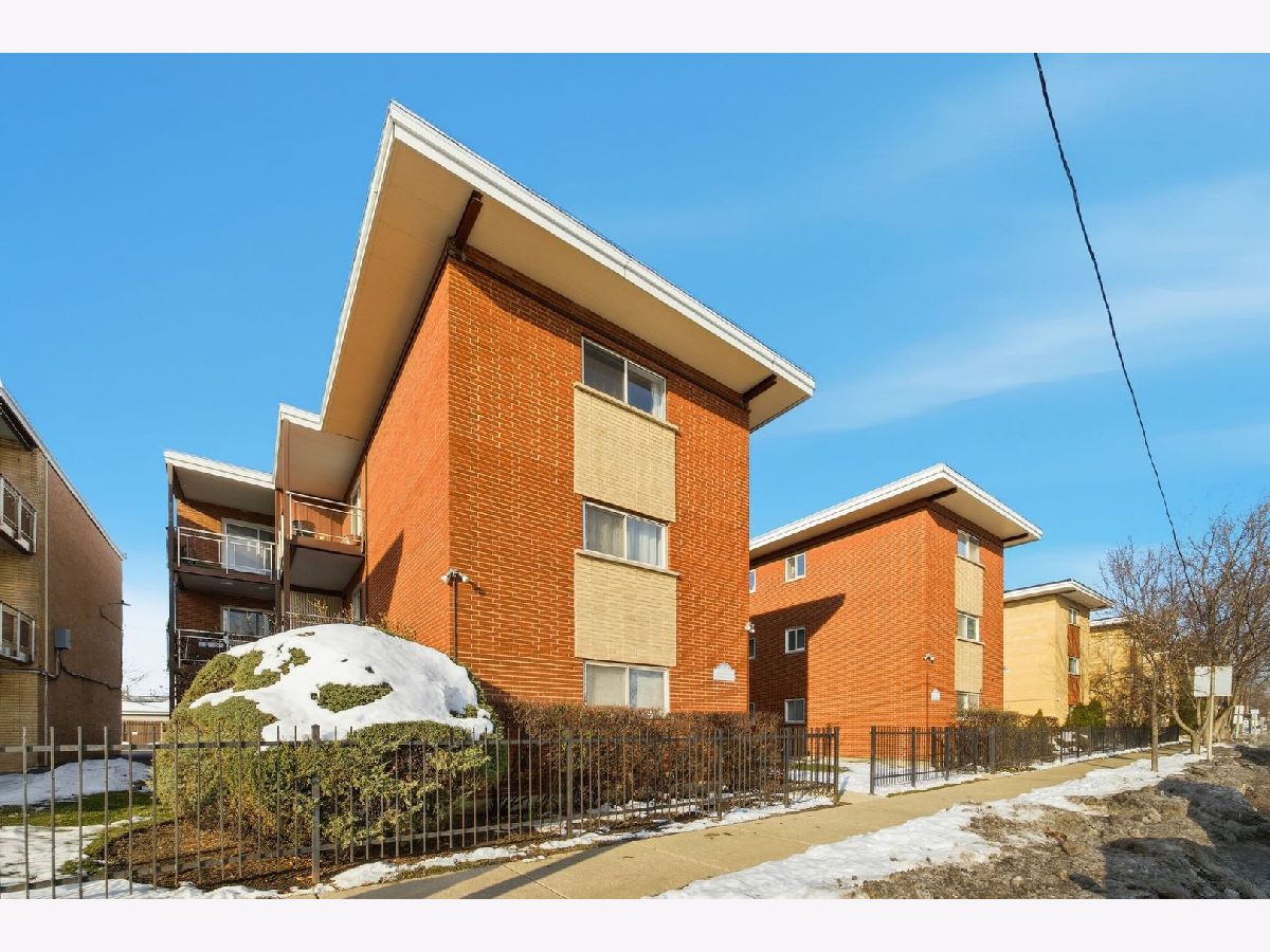  For Sale Schiller Park Illinois, 4618 River Road