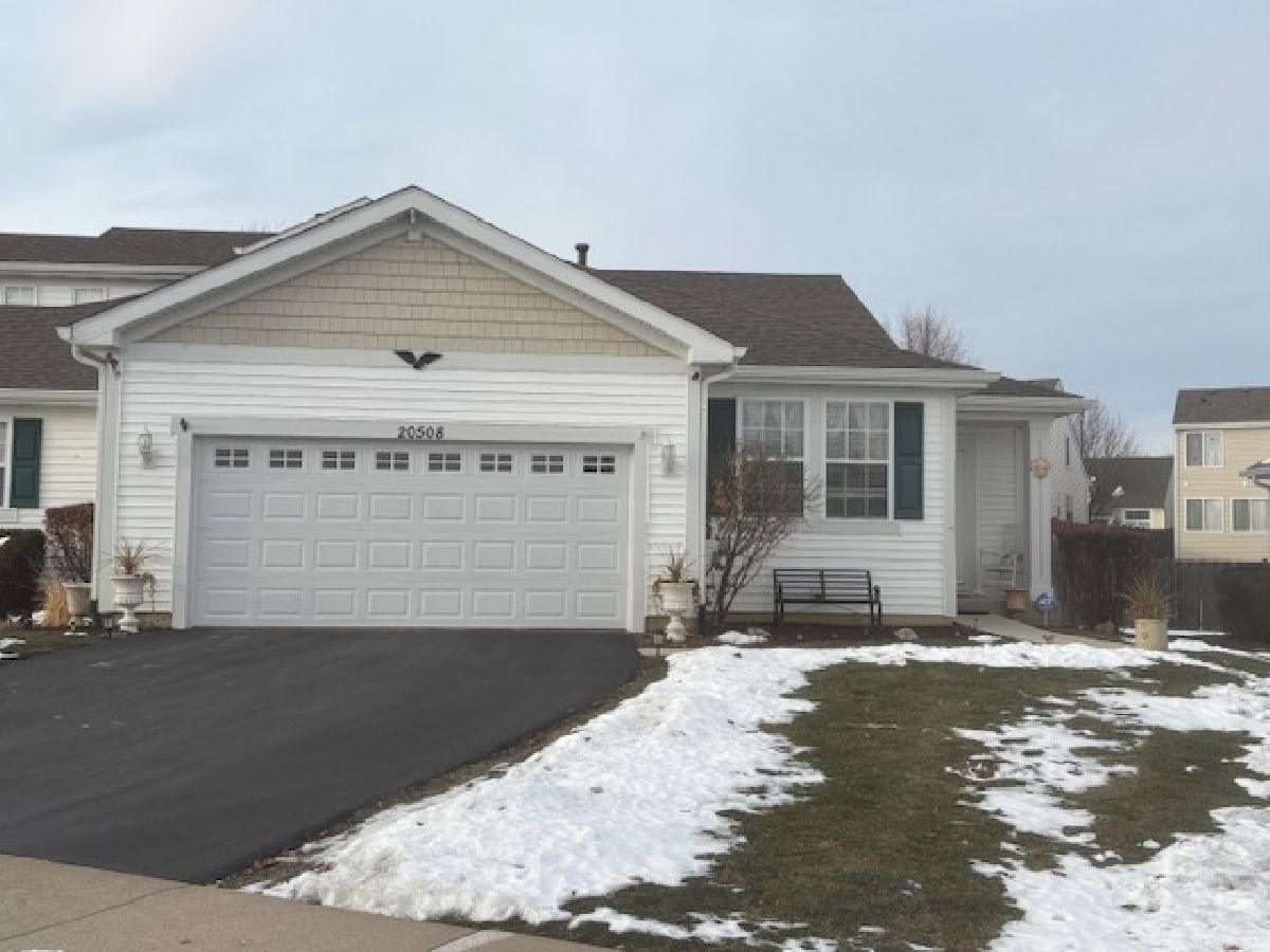  For Sale Crest Hill Illinois, 20508 Mcgilvray Drive