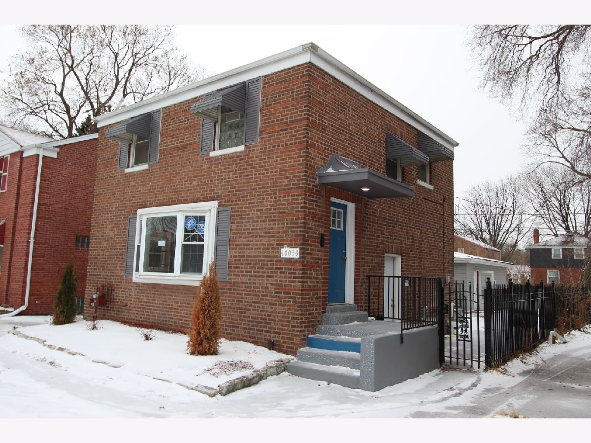  For Sale Chicago Illinois, 10030 Luella Avenue
