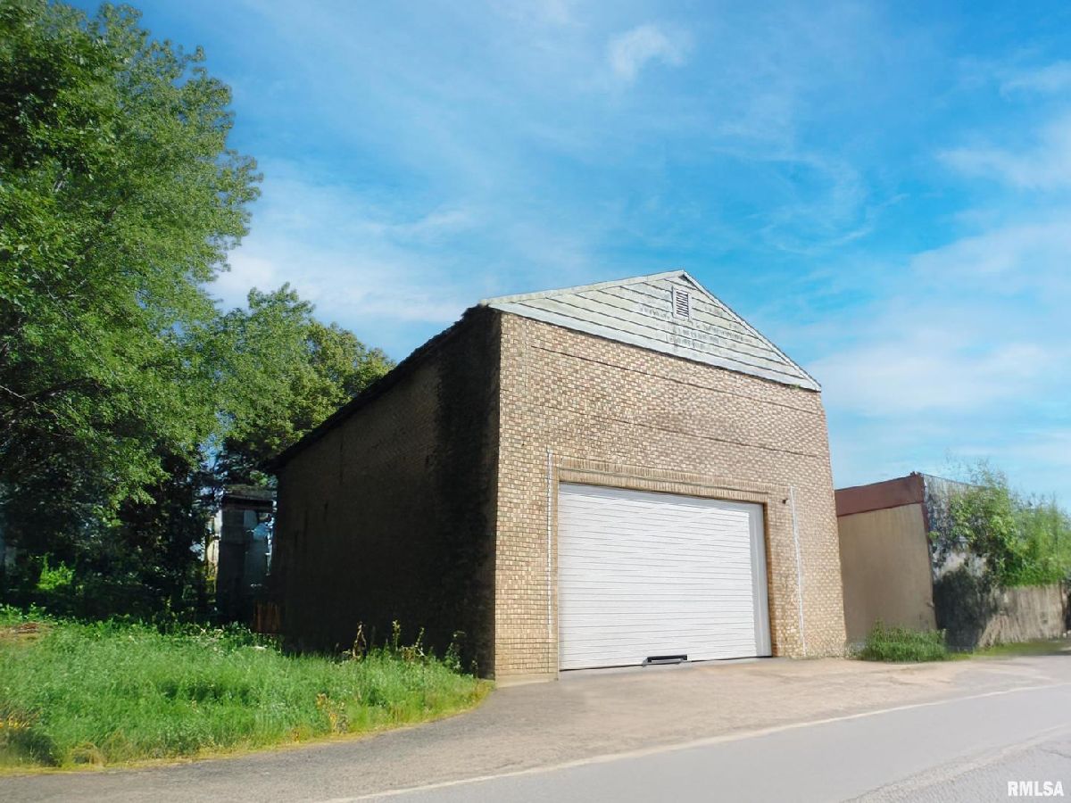  For Sale Jonesboro Illinois, 20 Bridge Street