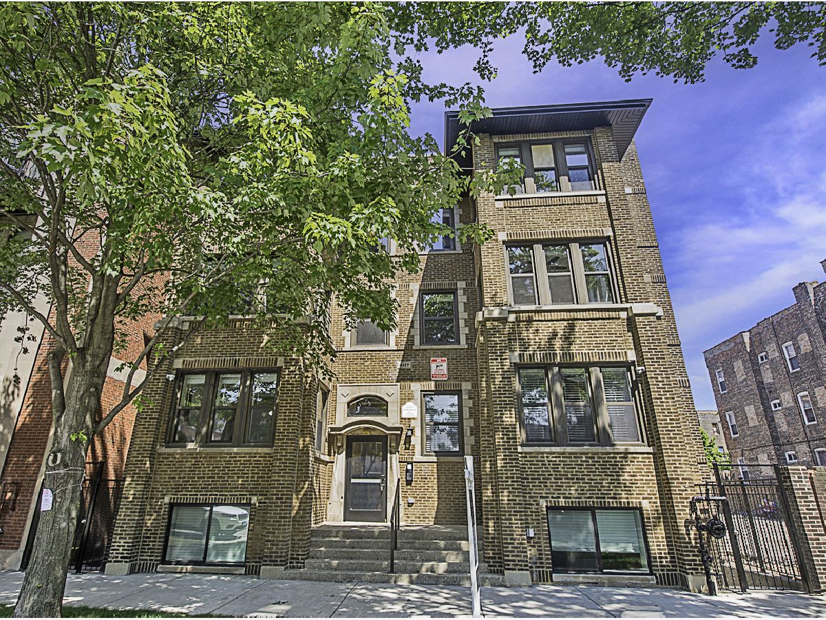  Rented Chicago Illinois, 4117 Michigan