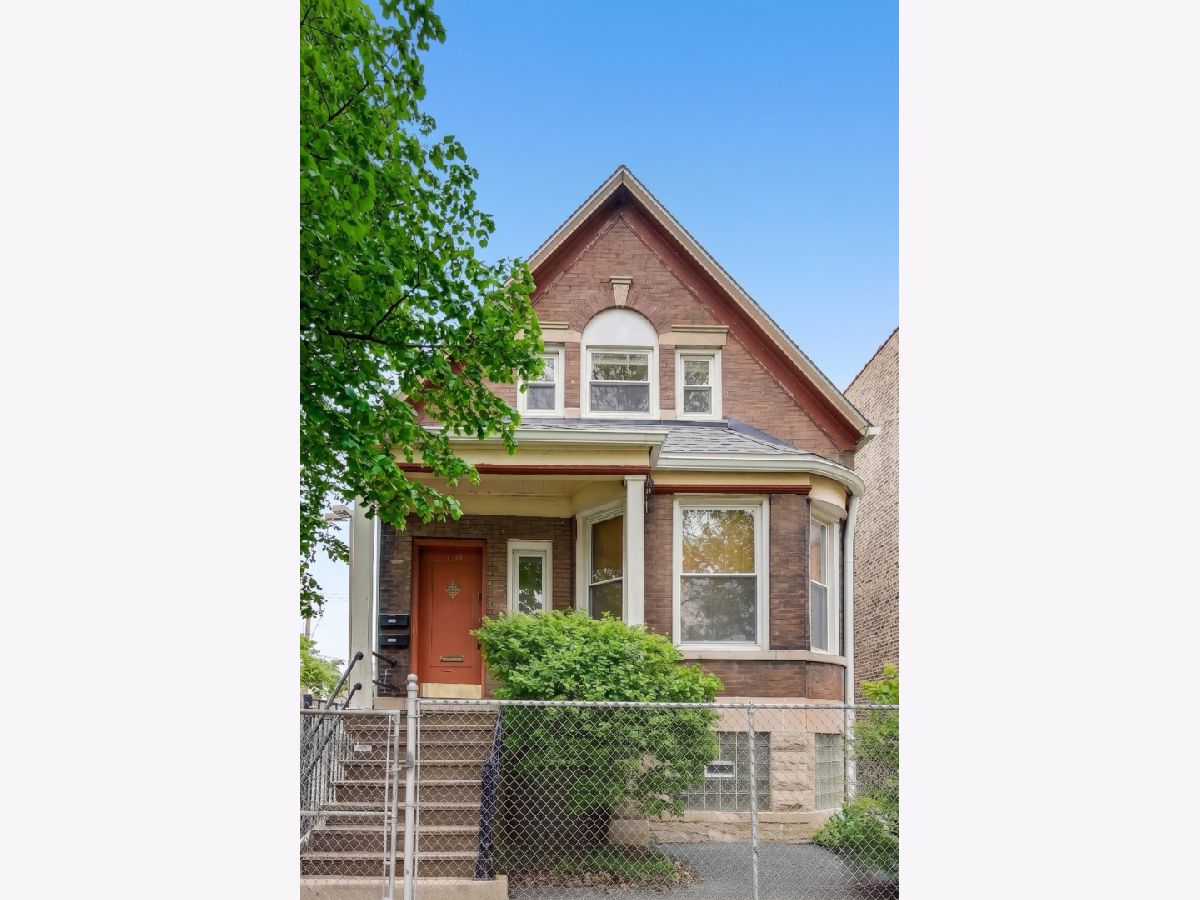  For Sale Chicago Illinois, 1017 Richmond Street