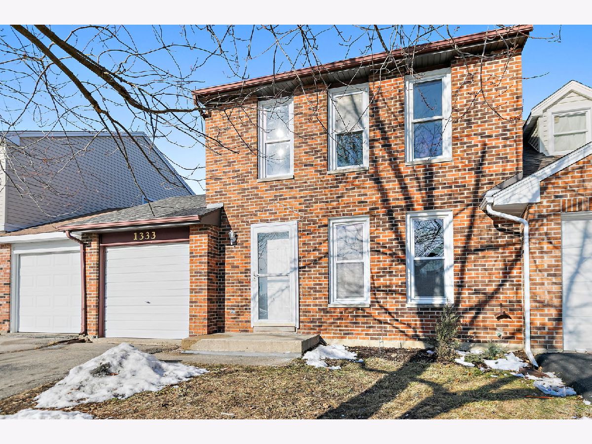  Sold Carol Stream Illinois, 1333 Petersburg