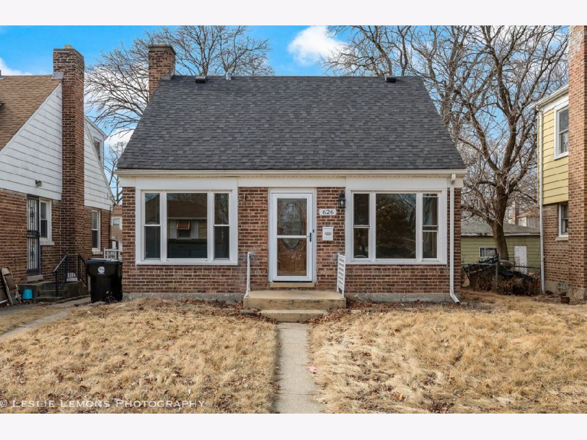  Rented Westchester Illinois, 626 Manchester