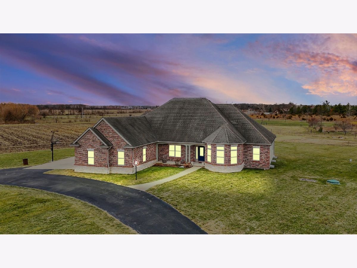  For Sale Mahomet Illinois, 2595 County Road 500 E