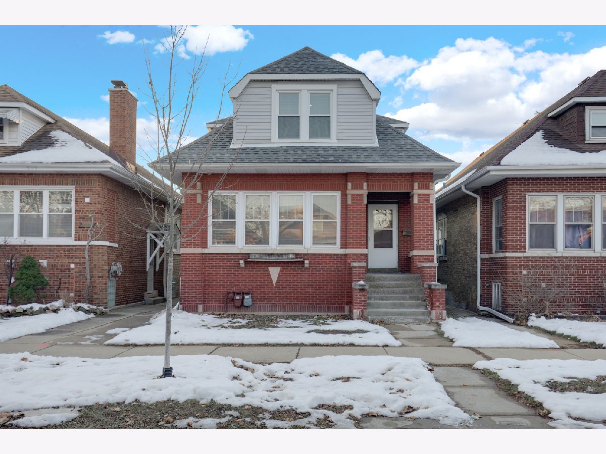  Rented Chicago Illinois, 4218 Monitor