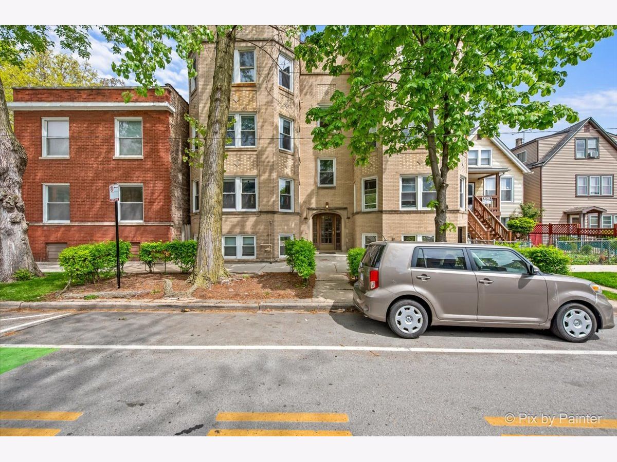  Rented Chicago Illinois, 2252 Winnemac