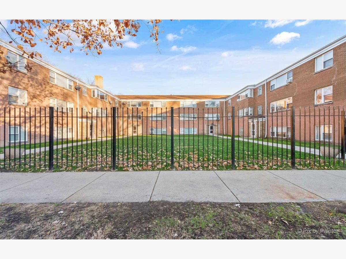  Rented Chicago Illinois, 7439 Winchester