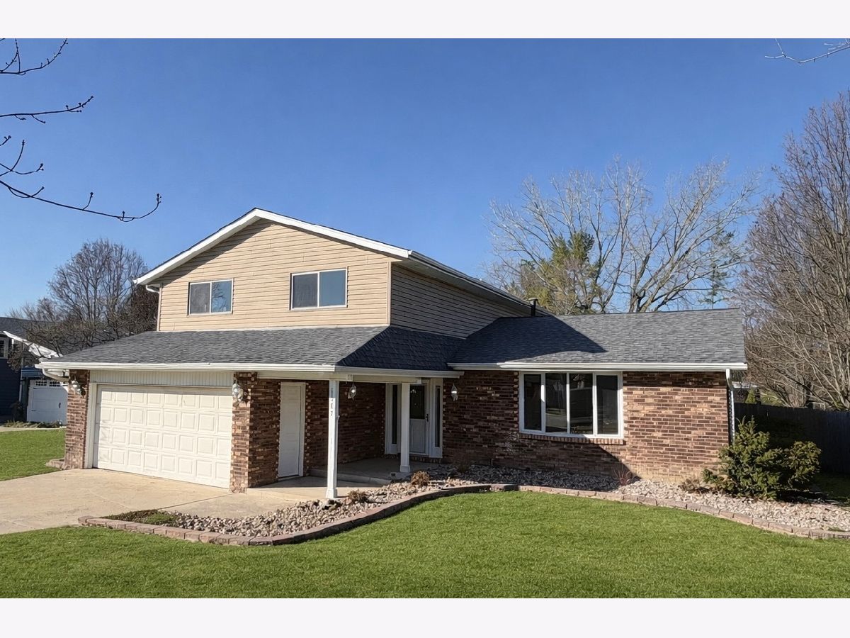  For Sale Bourbonnais Illinois, 1387 Westminster Lane
