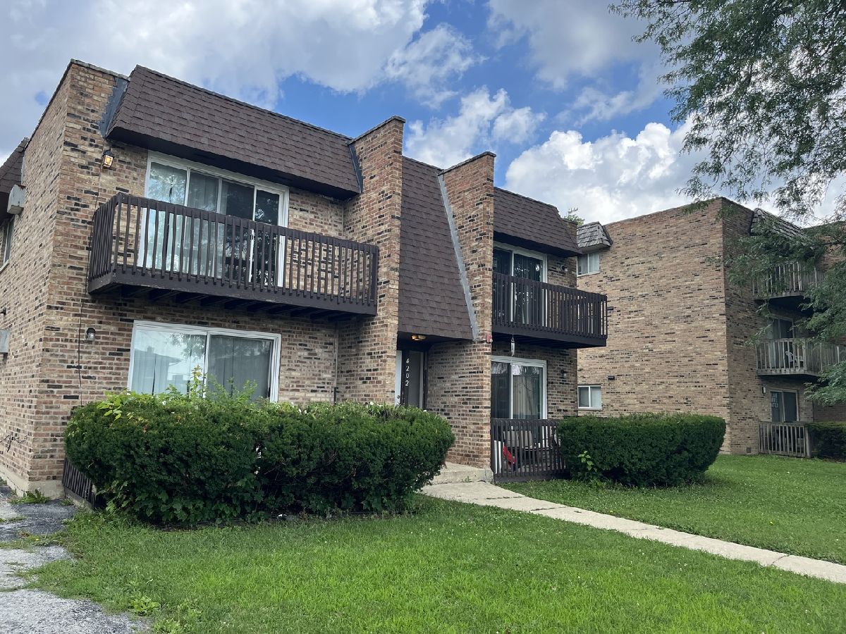  For Sale Matteson Illinois, 4202 Lindenwood Drive