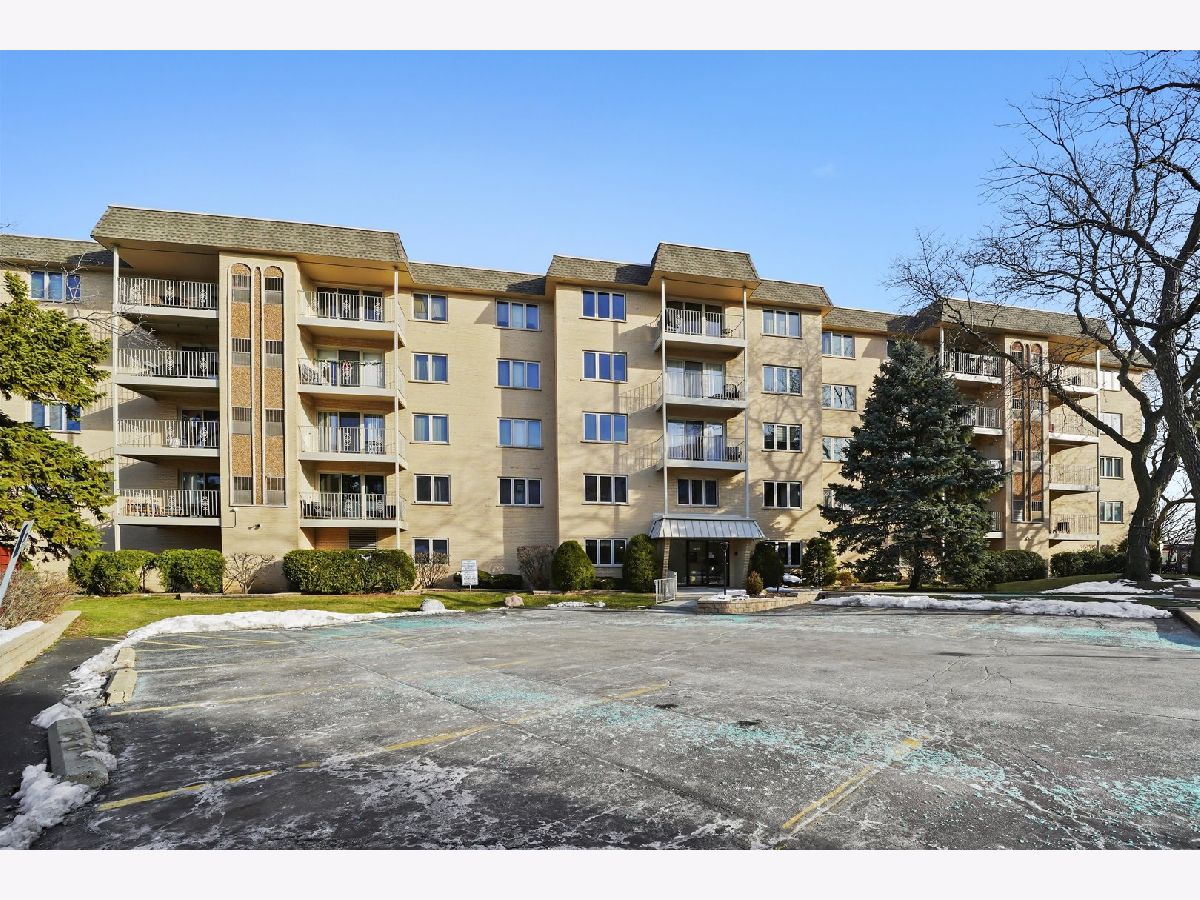  For Sale Des Plaines Illinois, 1436 Thacker Street