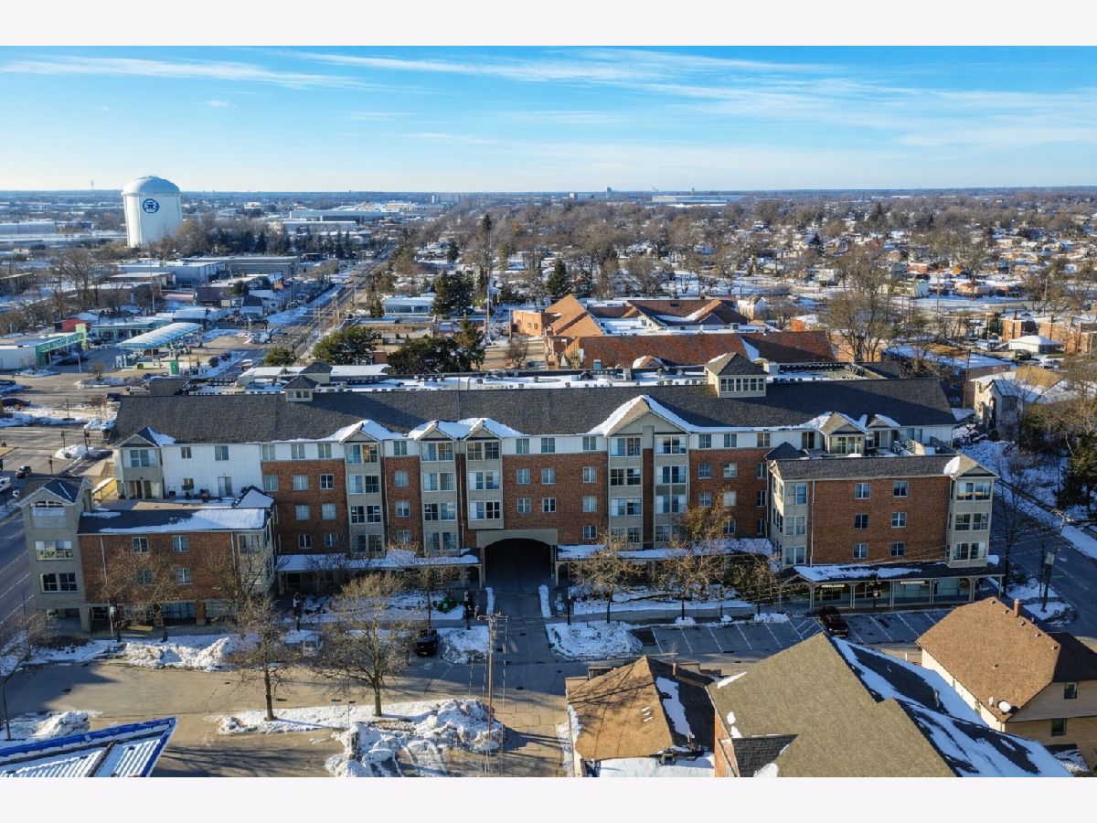  For Sale Roselle Illinois, 100 Bokelman Street