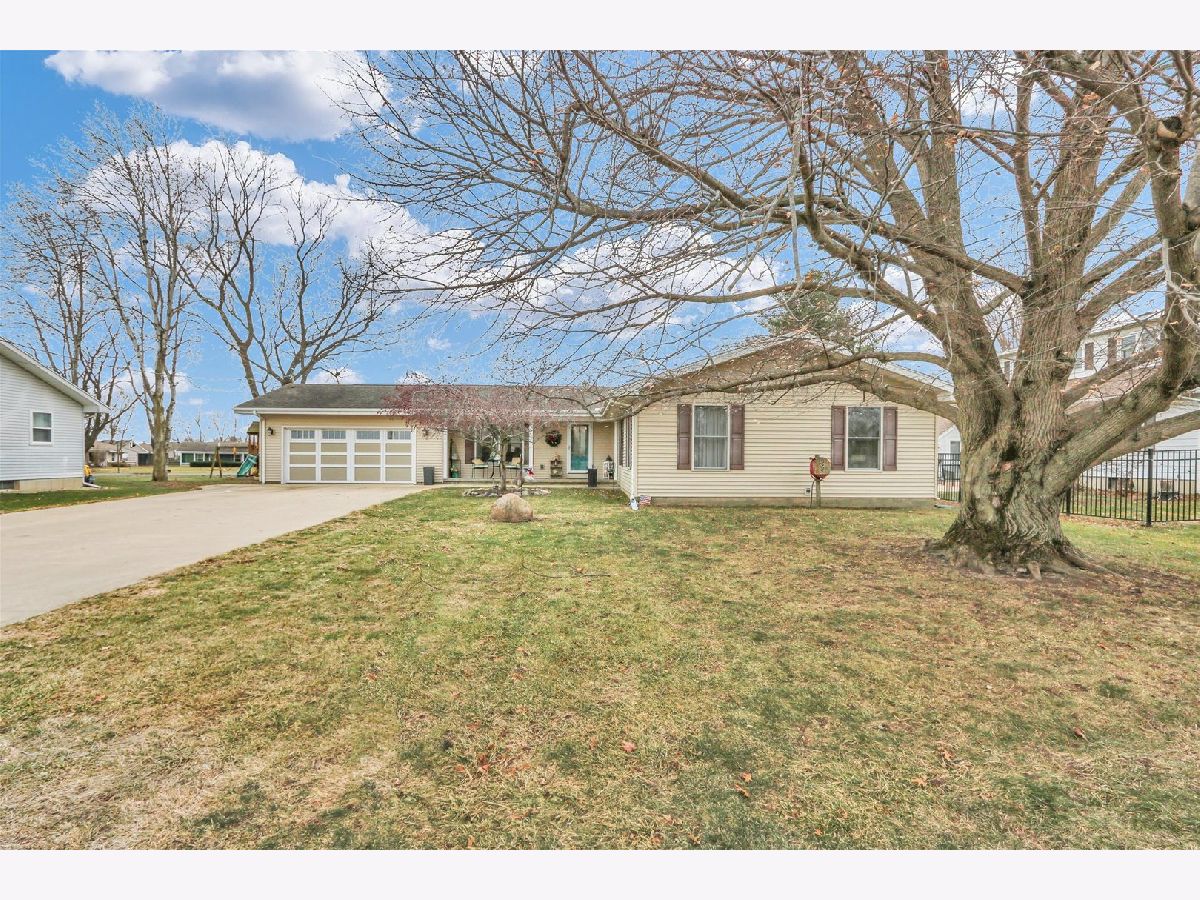  For Sale Tolono Illinois, 703 Washington Street