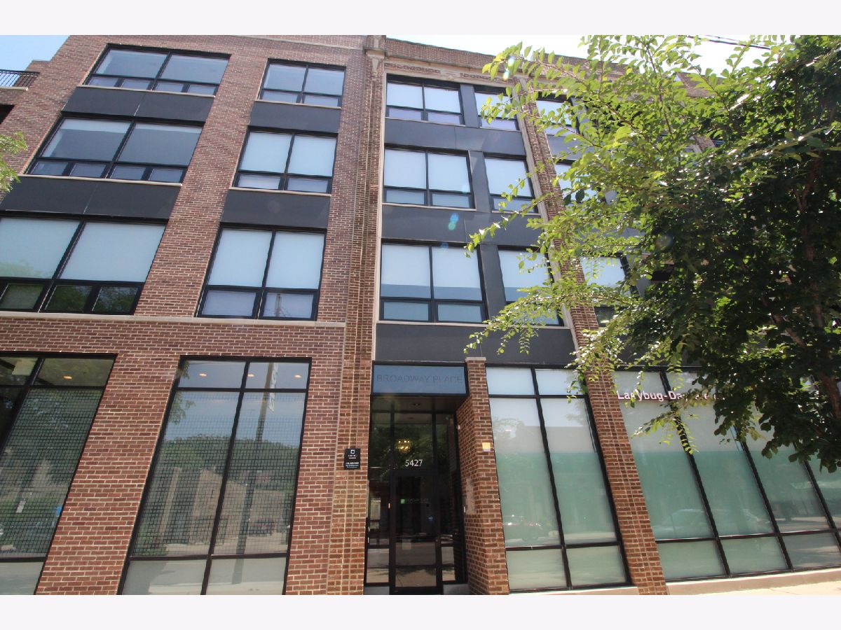  For Rent Chicago Illinois, 5427 Broadway