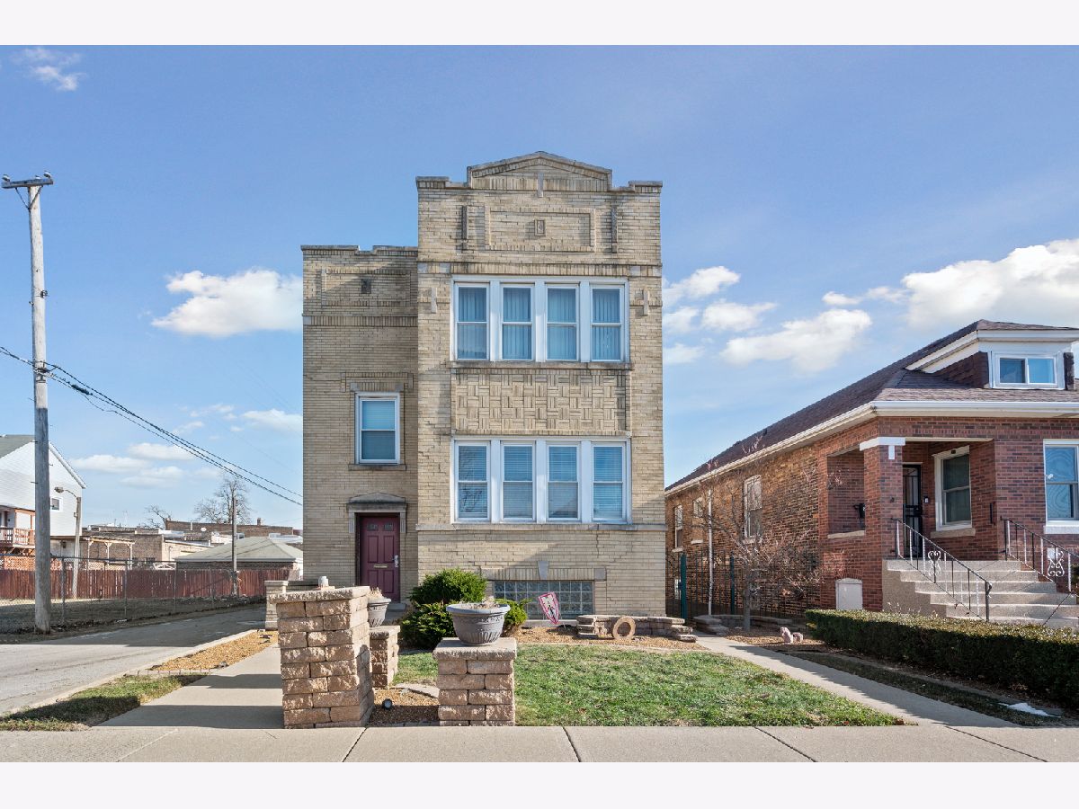  For Sale Chicago Illinois, 9517 Escanaba Avenue