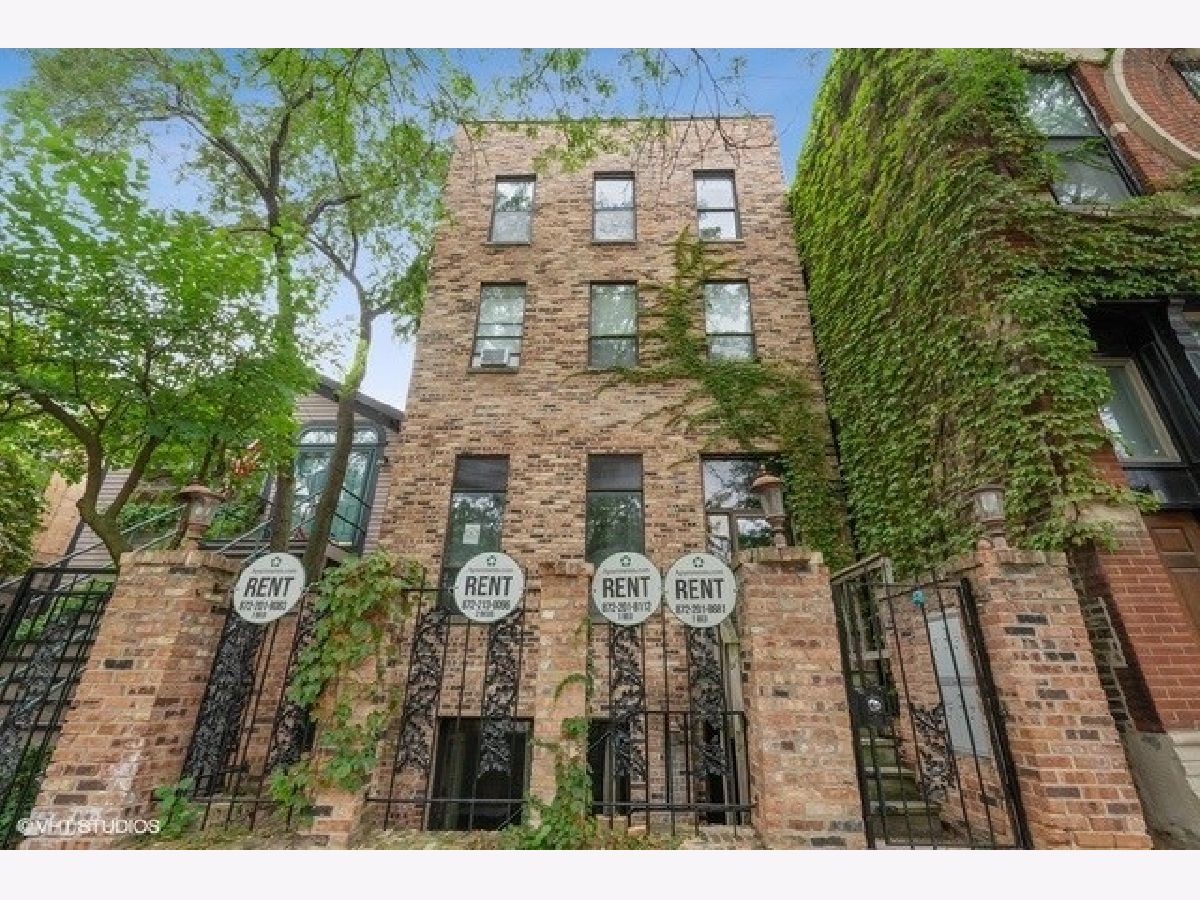  Rented Chicago Illinois, 1726 Sedgwick