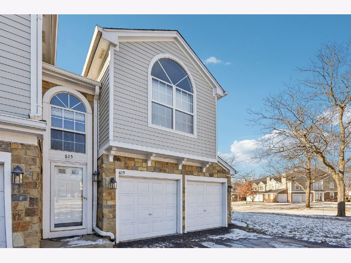  For Sale Vernon Hills Illinois, 615 Grosse Pointe Circle