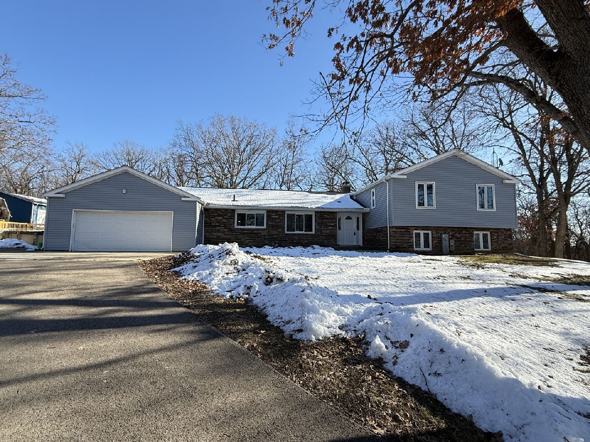  For Sale Oregon Illinois, 45 Blackhawk Road