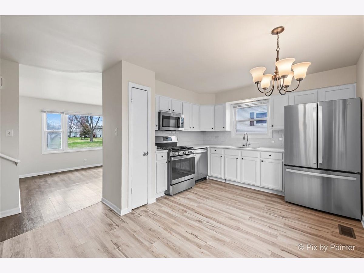  For Rent Country Club Hills Illinois, 18951 Chestnut