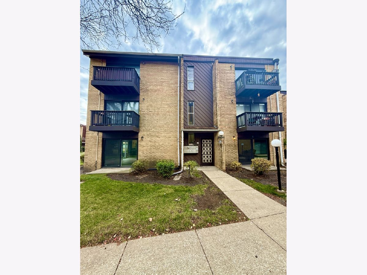  Rented Wheeling Illinois, 1173 Forums