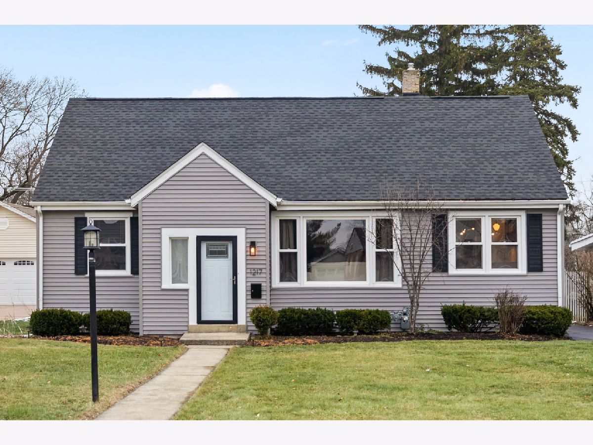  For Sale Wheaton Illinois, 1217 Sunset Road