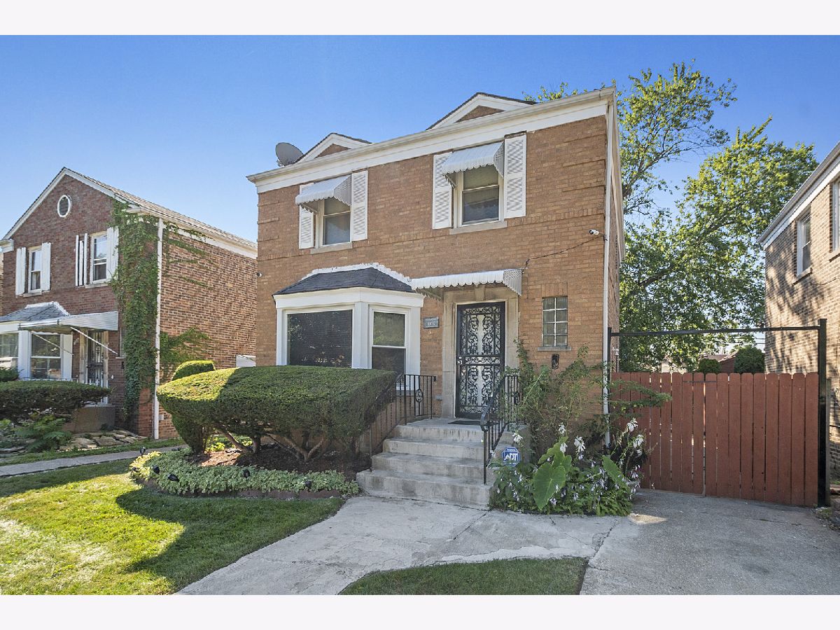  For Sale Chicago Illinois, 8816 Constance Avenue