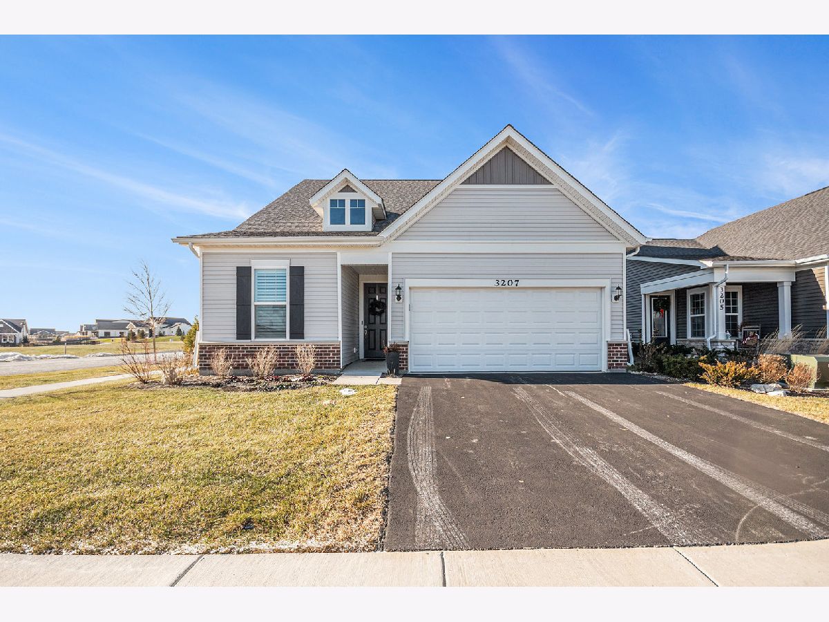 Homes For Sale Lincoln Prairie Aurora Illinois, 3207 Dove Mountain Drive