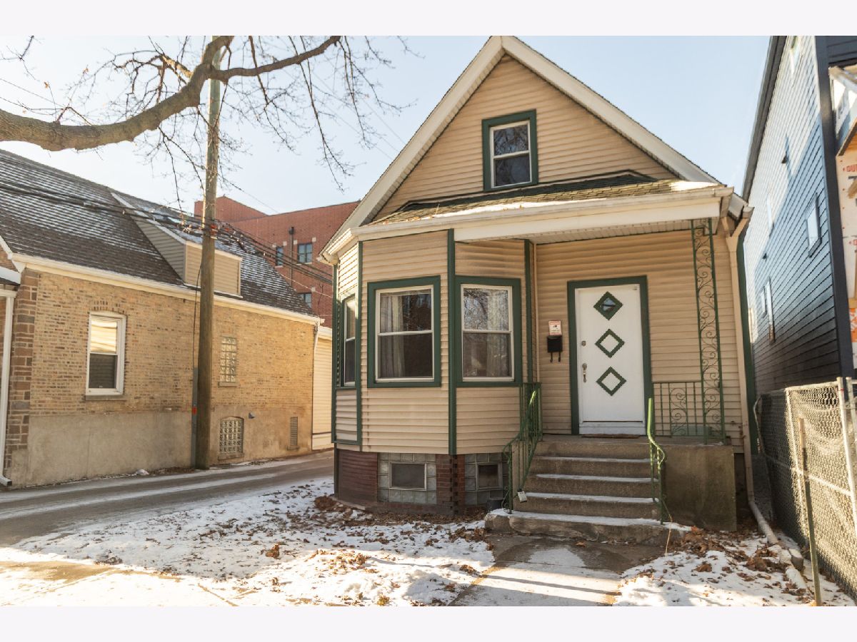  For Sale Chicago Illinois, 2814 Maplewood Avenue