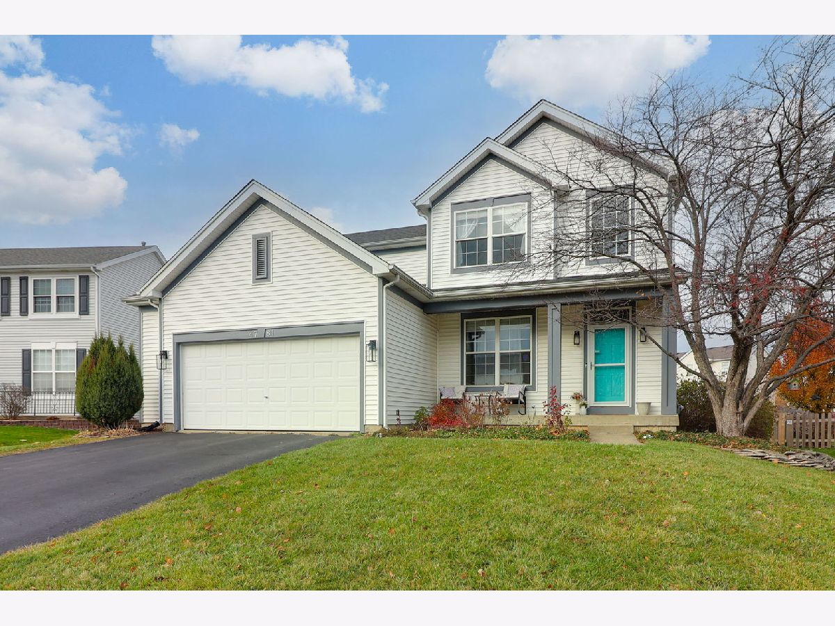  For Sale Lake In The Hills Illinois, 4781 Highwood Lane