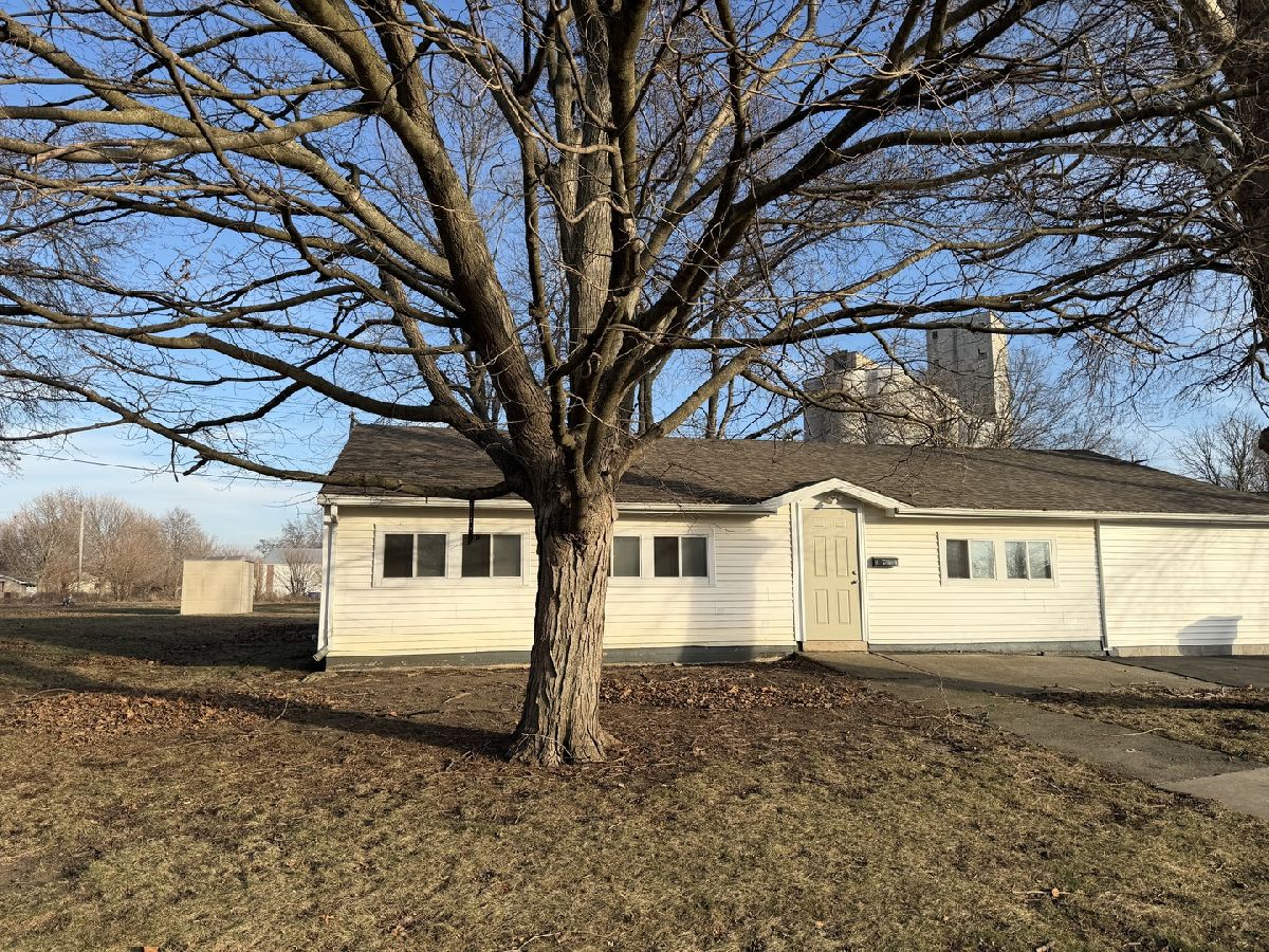  Sold Farmer City Illinois, 820 Plum