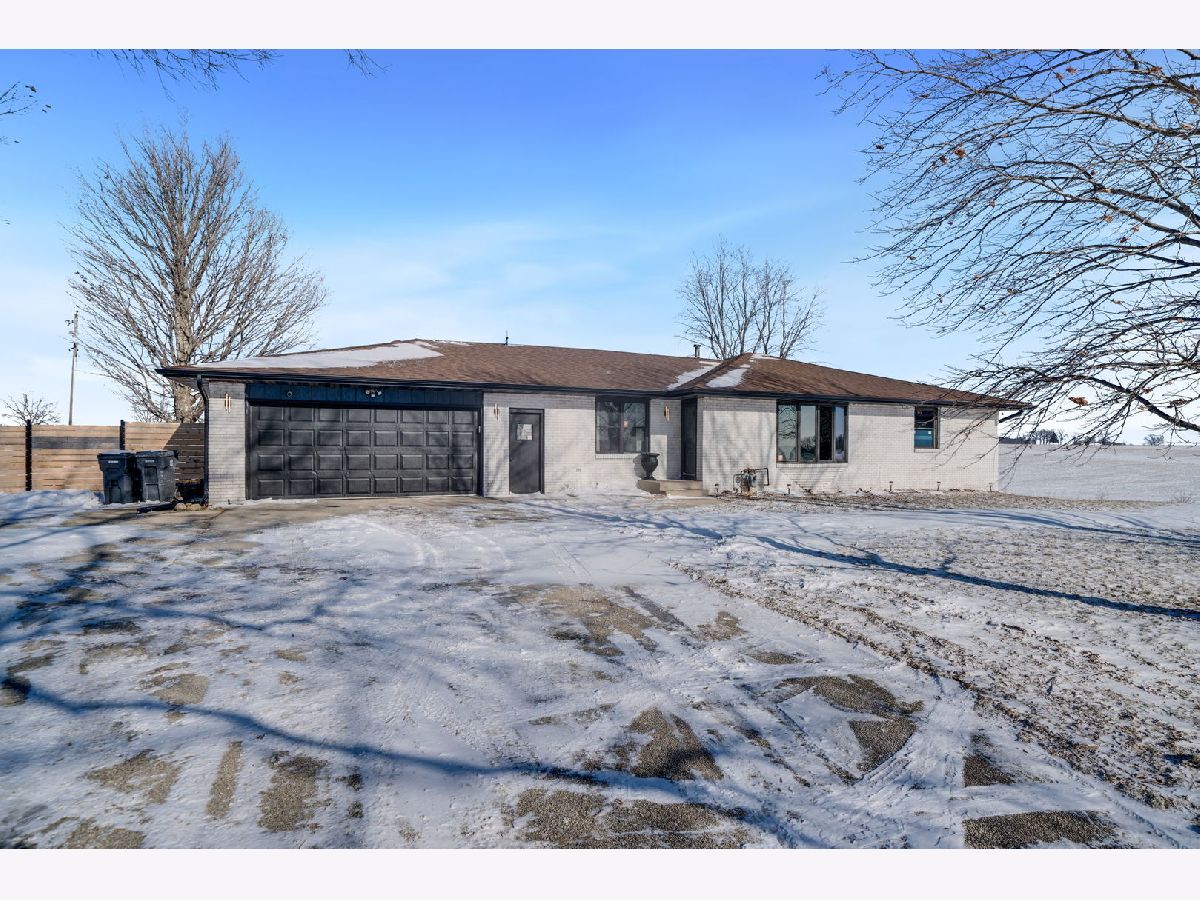  For Sale Rockford Illinois, 2481 Gleasman Road