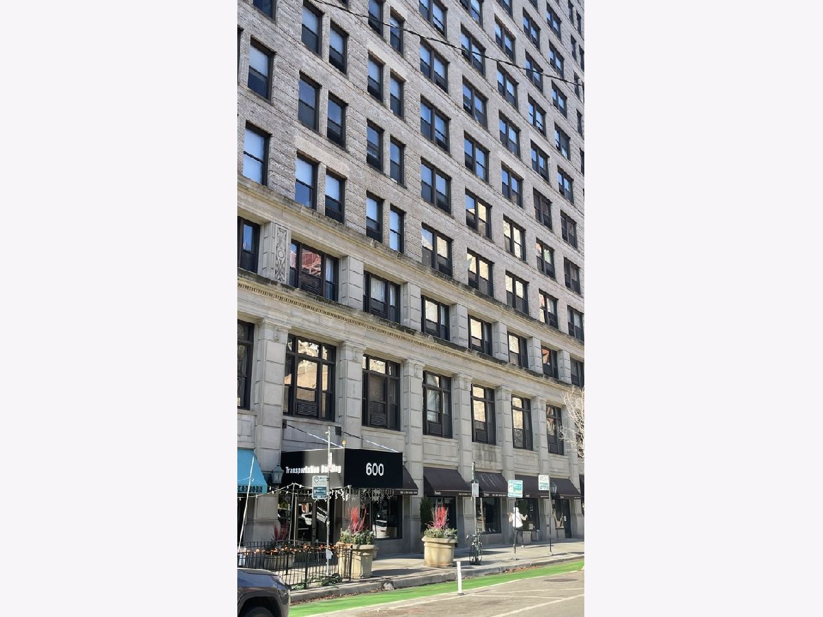  For Sale Chicago Illinois, 600 Dearborn Street