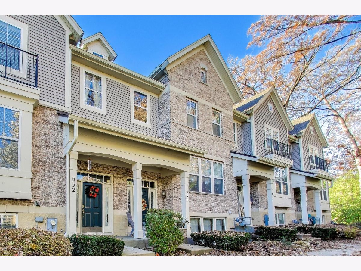  For Sale Streamwood Illinois, 934 Tuscany Drive