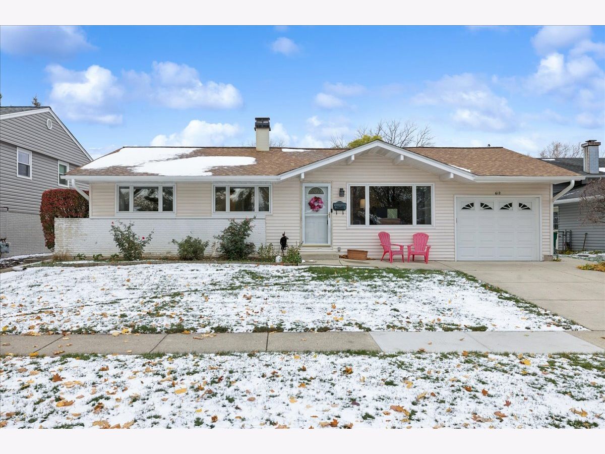  Sold Buffalo Grove Illinois, 612 White Pine