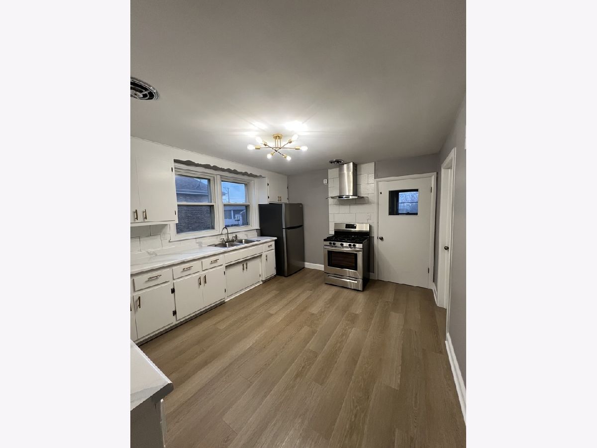  Rented Chicago Illinois, 6208 Keating