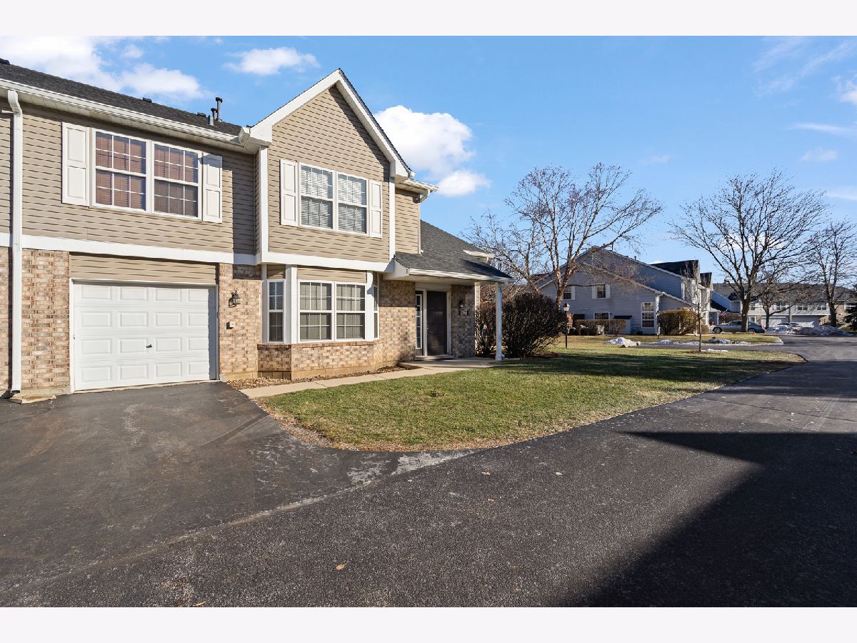 Townhomes For Sale Cambridge At The Reserves Plainfield Illinois, 13910 Cambridge Circle