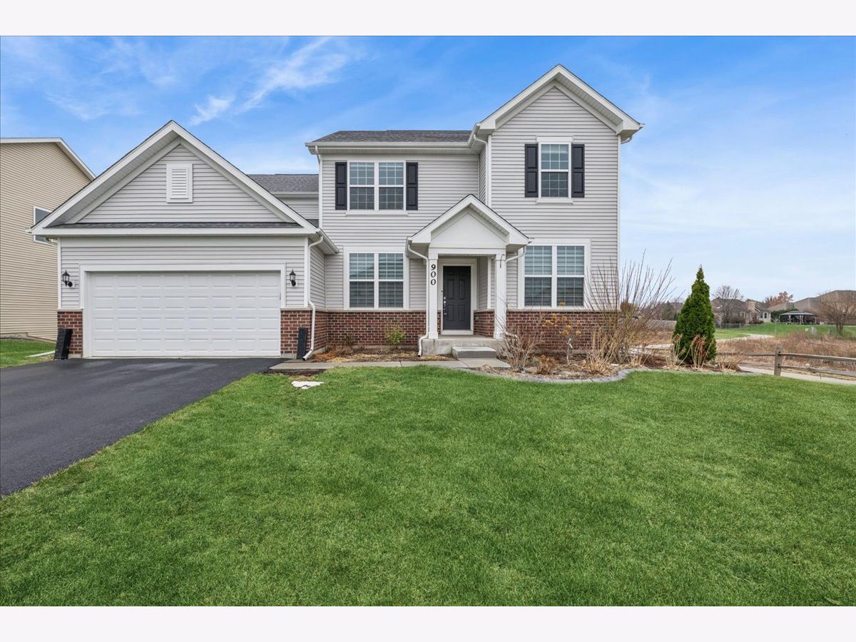 Homes For Sale Trails Of Woods Creek Algonquin Illinois, 900 Treeline Drive