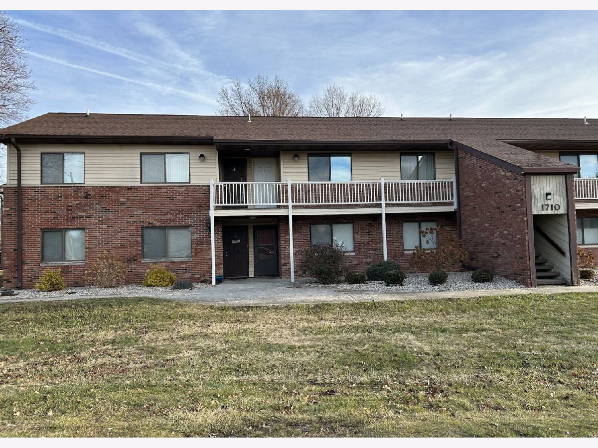 Condominiums For Sale Willow Springs Urbana Illinois, 1710 Willow View Road